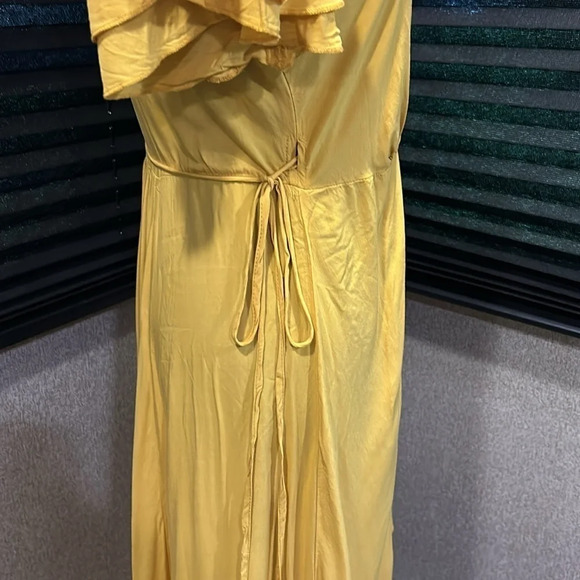 Simplee Women’s Ayla Ruffle Wrap Dress in‎ Mustard V-neck 100% Cotton SZ Small - Picture 10 of 13